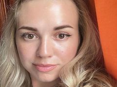 NaBelle - female webcam at LiveJasmin