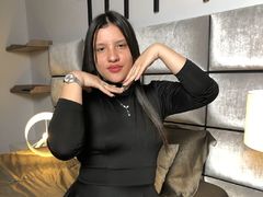 NatashaCruzz - female with black hair webcam at xLoveCam