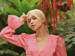 NadinOberley from LiveJasmin