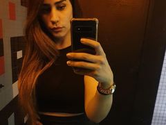 NahiaraBiel - female with brown hair webcam at LiveJasmin