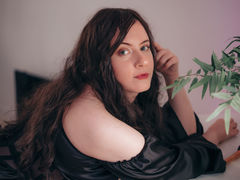 NanaSoulden - female with brown hair and  big tits webcam at LiveJasmin