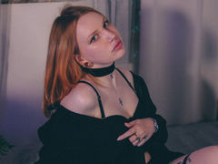 NaomiSirenal from LiveJasmin