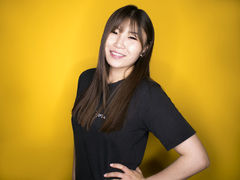 NaomiTanaka - female with black hair webcam at LiveJasmin