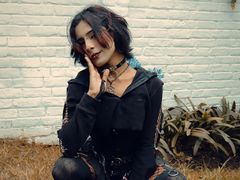 NaomiiSky - shemale with black hair and  small tits webcam at LiveJasmin