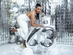 NaomyMartin - female with black hair and  big tits webcam at LiveJasmin