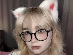 NasySwots - blond female webcam at LiveJasmin