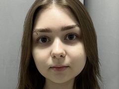 NatalieCroft - female with brown hair webcam at LiveJasmin