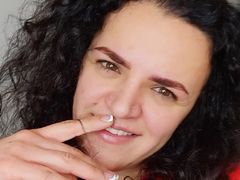 Curlynat - female with brown hair webcam at LiveJasmin