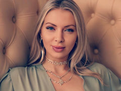 AbbyLuv69 - blond female with  big tits webcam at xLoveCam