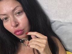 NataliiZays from LiveJasmin