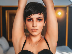 ViviHutton - female with brown hair webcam at LiveJasmin