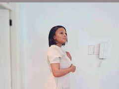 NeishBae from LiveJasmin