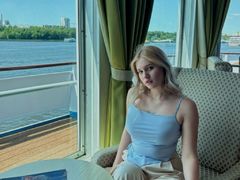 NellaMcgarraugh from LiveJasmin