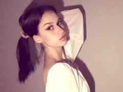 NellaThevenin from LiveJasmin