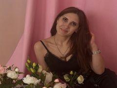 Nellies - blond female webcam at LiveJasmin