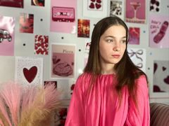 NerissaZena from LiveJasmin