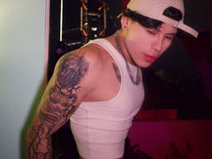 NickThunder from LiveJasmin