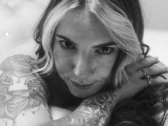 Nicnax from LiveJasmin