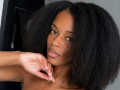 NicolCastiblanco - female with black hair and  big tits webcam at LiveJasmin