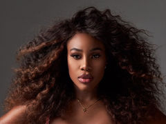 NicoleCambell - female with black hair and  big tits webcam at LiveJasmin