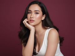 LEGENDARYNICOLE from LiveJasmin