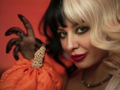 NicoleMun - female with black hair webcam at LiveJasmin