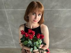 JenniferWins - female with brown hair webcam at LiveJasmin