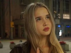 NicolettaCooper from LiveJasmin