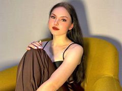 NikaCrystal from LiveJasmin