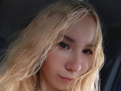 NikaFrosha from LiveJasmin