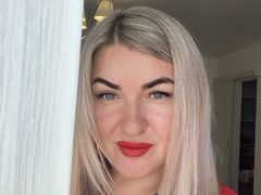 NikaSkyline from LiveJasmin