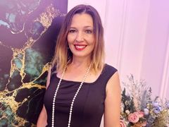 NikaStraitl - blond female webcam at LiveJasmin