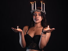 NikiFerrer - female with brown hair webcam at LiveJasmin