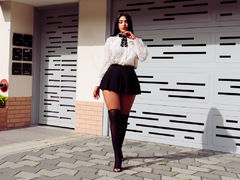 DannaVilla - female with black hair and  big tits webcam at LiveJasmin