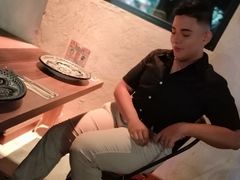 NikoMontalvo from LiveJasmin