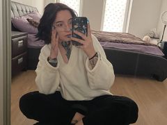 NikolRoss - female with black hair and  big tits webcam at LiveJasmin