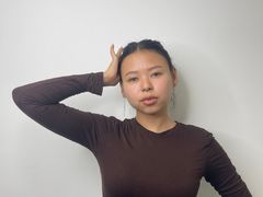 NikoleSadow - female with brown hair webcam at LiveJasmin