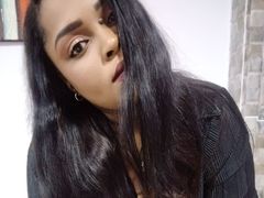 NinaHernandez - female with brown hair and  big tits webcam at LiveJasmin