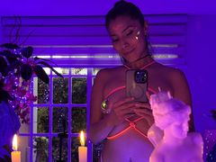 NinaMorellie - female with black hair webcam at LiveJasmin