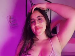 AmarantaFerrier - female with black hair and  big tits webcam at xLoveCam