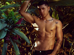 NoahVolkov - male webcam at LiveJasmin