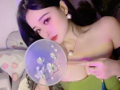 NolanMia from LiveJasmin