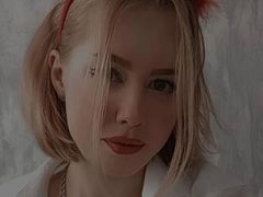 NoraCollins - blond female webcam at LiveJasmin