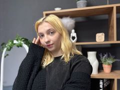 NoreenHence from LiveJasmin