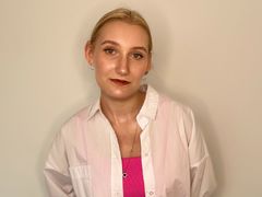 NormaFaro - blond female webcam at LiveJasmin