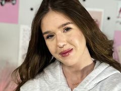 NovellaMola from LiveJasmin