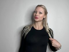 OdellaEmley from LiveJasmin