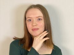 OdelynDenmon - female with brown hair webcam at LiveJasmin