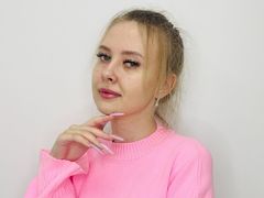 OdelynaBeverley from LiveJasmin