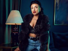 SashaLoft - female with brown hair and  big tits webcam at LiveJasmin